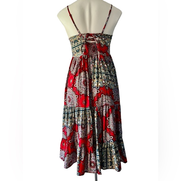 BOG COLLECTIVE Red Floral Tiered
Hem Midi Dress Women Size Medium - Picture 3 of 7